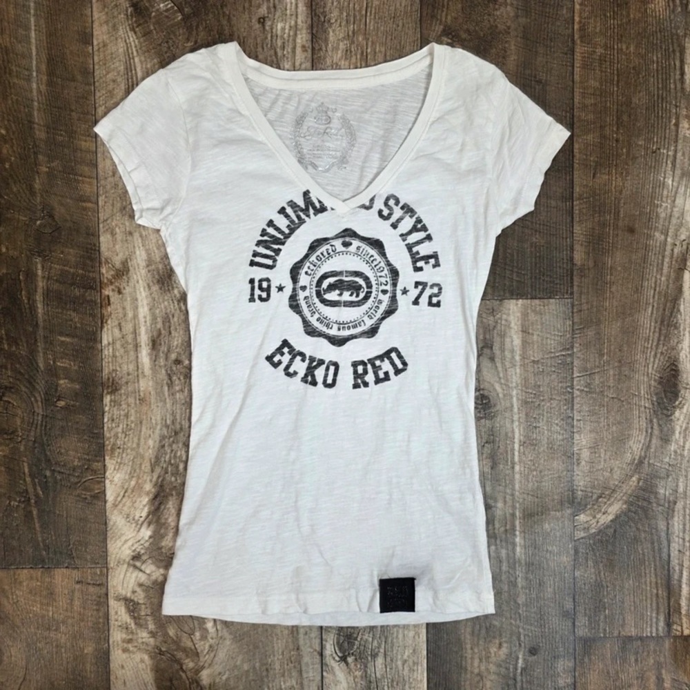 Ecko Unlimited White V-Neck Graphic Tee